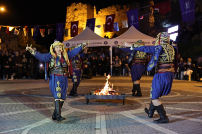 Kütahya Kalesi’nde 'Dilek Ateşi' yandı