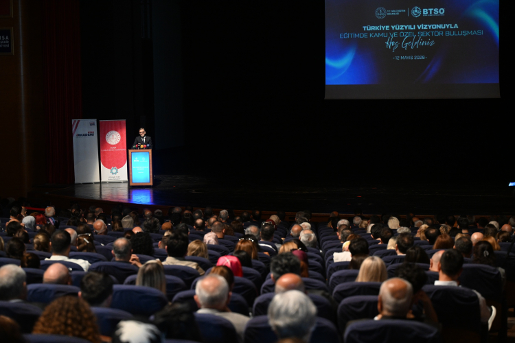 Bursa’da Türkiye Yüzyılı vizyonuyla eğitimde kamu ve özel sektör buluşması
