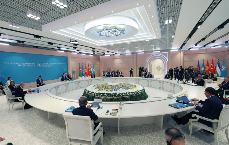 Cumhurbaşkanı Erdoğan’dan Türkistan Zirvesi’nde ‘dijital birlik’ vurgusu