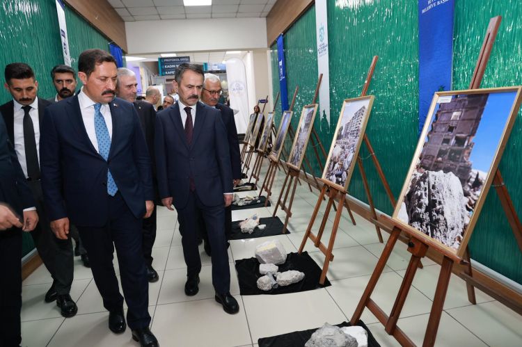 “Sarsıldık Sarıldık” hatıratı Gebze’de takdim edildi