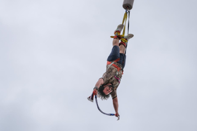 Kocaeli'de bungee jumping ile adrenalinli dakikalar
