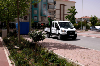 Konya Karatay’da kurban bayramı öncesi ilaçlama mesaisi