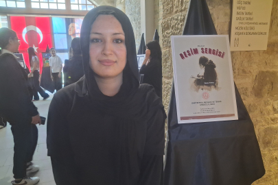 Suriyeli öğrenci Zeynep El Abuş’un ilk sergisi Müze Keşan’da açıldı