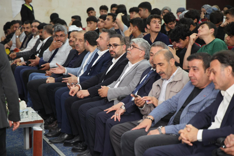 Mardin’de Gazze temalı 6 dilde şiir dinletisi