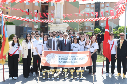 Çayırova’da 19 Mayıs coşkusu