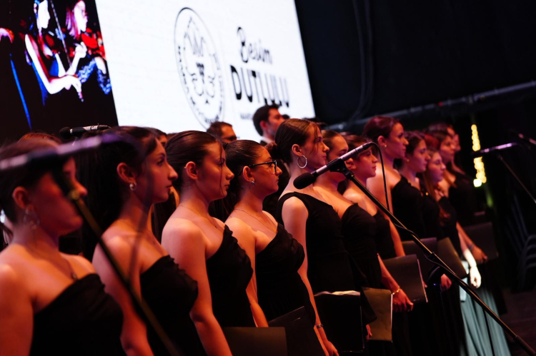 Manisa Gençlik Festivali’nde unutulmaz konser