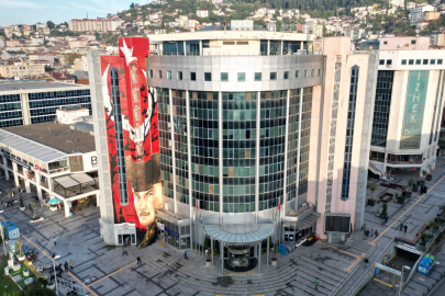 İzmit'te bayram öncesi belediyeden esnafa kolaylık