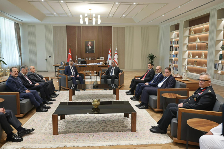 İçişleri Bakanı Mustafa Çiftçi KKTC’de