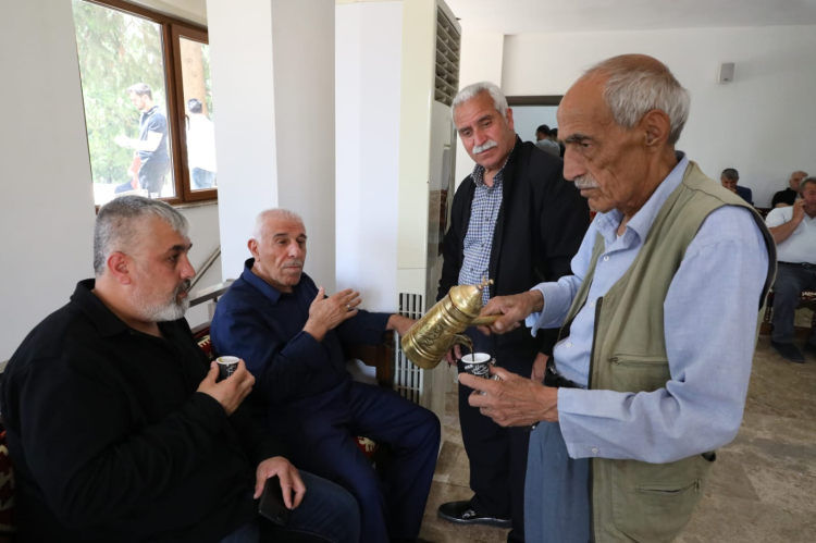 Mardinli Veysi Usta 64 yıldır acıyı tatlıyı mırra ile paylaşıyor