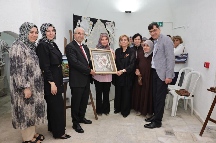 Kütahya’da el sanatları kursiyerlerinden yıl sonu sergisi