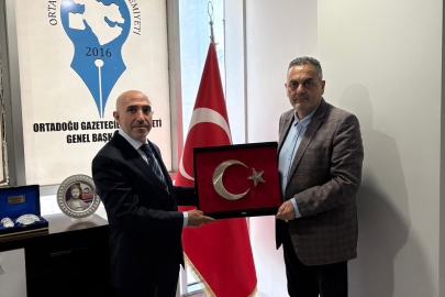 Ağrı'da Ortadoğu Gazeteciler Cemiyeti’ne Saim Durmuş’tan ziyaret