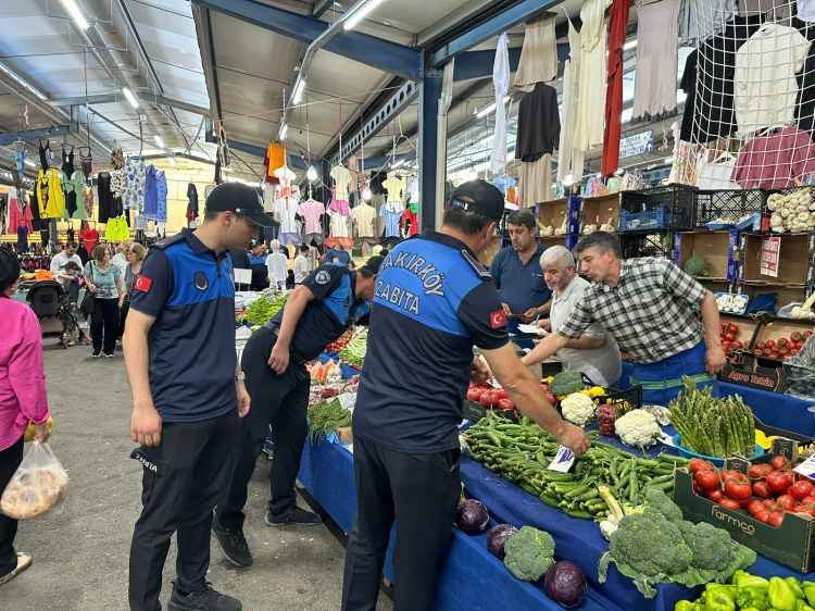İstanbul Bakırköy Zabıtası’ndan pazarlarda sıkı denetim