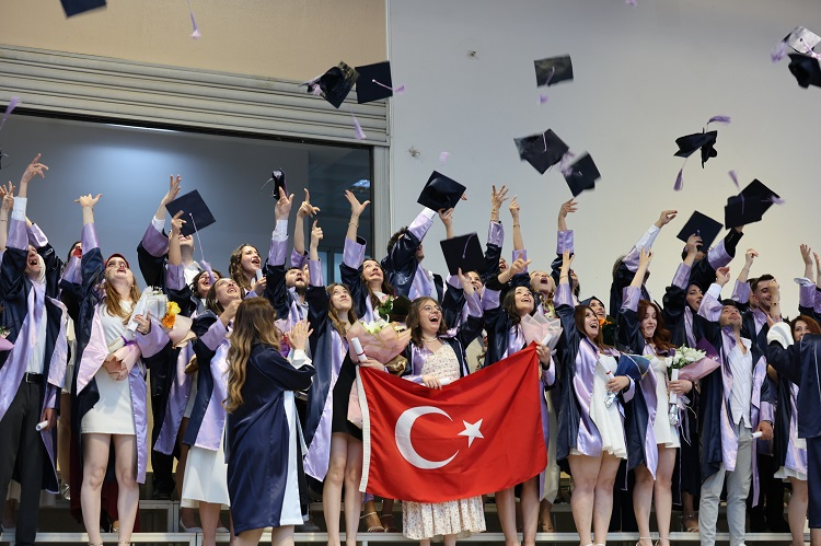 38 yıllık hayal birincilikle taçlandı