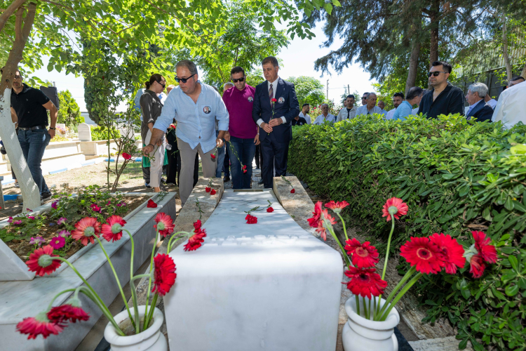 İzmir’de merhum Başkan Piriştina’ya 22 yıl sonra aynı saygı ve özlem