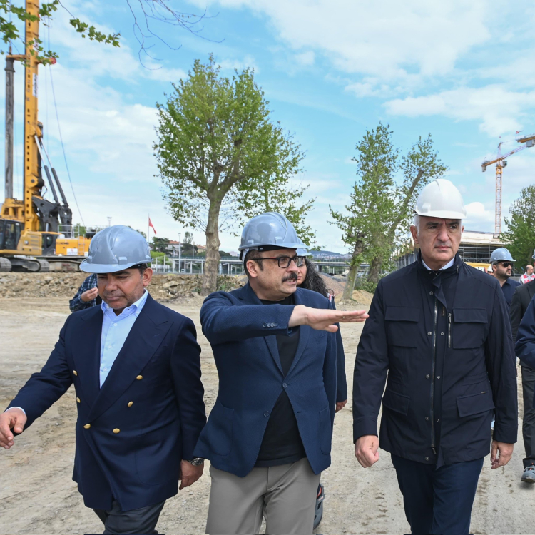 Haydarpaşa Garı’nda restorasyonda iskeleler kaldırıldı