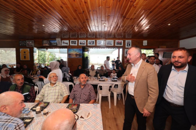 Kocaeli Yörüklerden Başkan Büyükakın’a şiirli karşılama