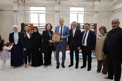 Ağrı Valisi Önder Bozkurt’tan Hamur’da yoğun mesai