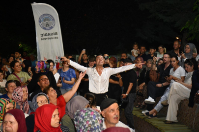 Balıkesir'in yaz konserlerine büyük ilgi