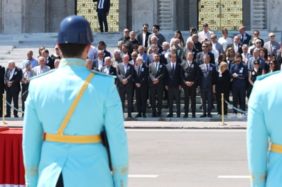 CHP Balıkesir eski milletvekili Orhan Sür'e TBMM'de son görev... Mutlak butlan sonrası ilk kez karşılaştılar