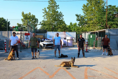 İstanbul Maltepe'de patili kahramanlar afetlere hazırlanıyor