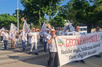 Emeklilerden Keşan'da 'geçinemiyoruz' yürüyüşü