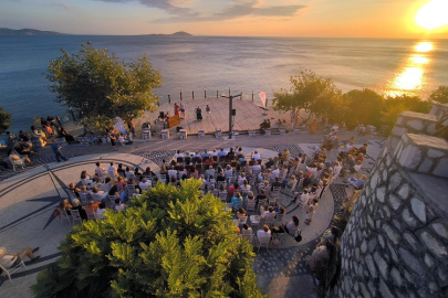 Marmara Adası, edebiyatın buluşma noktası oluyor