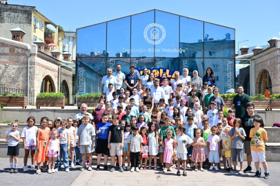 Bursa Yıldırım'da çocuklar hem öğreniyor hem eğleniyor