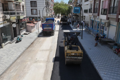 Manisa Soma'da Turgutalp Mahallesi ilk kez sıcak asfaltla buluşuyor