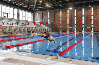 Ankara’ya yeni spor kompleksi! Cumhuriyet Yüzme Havuzu açıldı