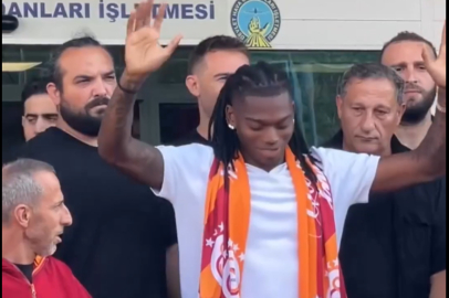Galatasaray, Rafael Leão transferini resmen duyurdu