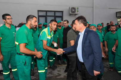 Bursa'da günün ilk ışıkları Osmangazi’nin emekçilerini aydınlattı