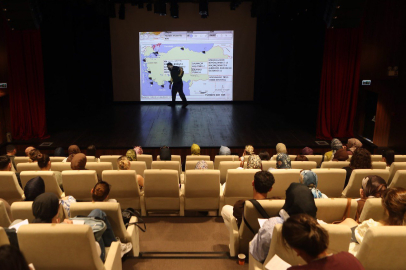 Sakarya'da KPSS adayları Büyükşehir'le bilgileri tazeledi