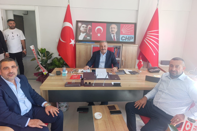 İş insanları Ekrem Tetik ve Volkan Barbaros’tan CHP Ağrı'ya 'hayırlı olsun' ziyareti