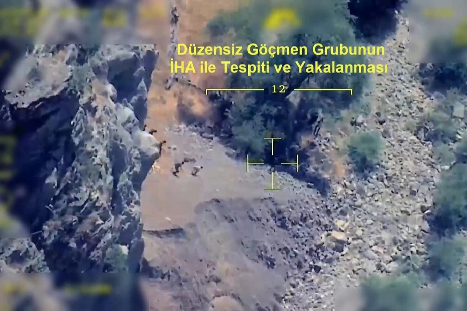 18 ilde göçmen kaçakçılığı operasyonu! 52 organizatör yakalandı