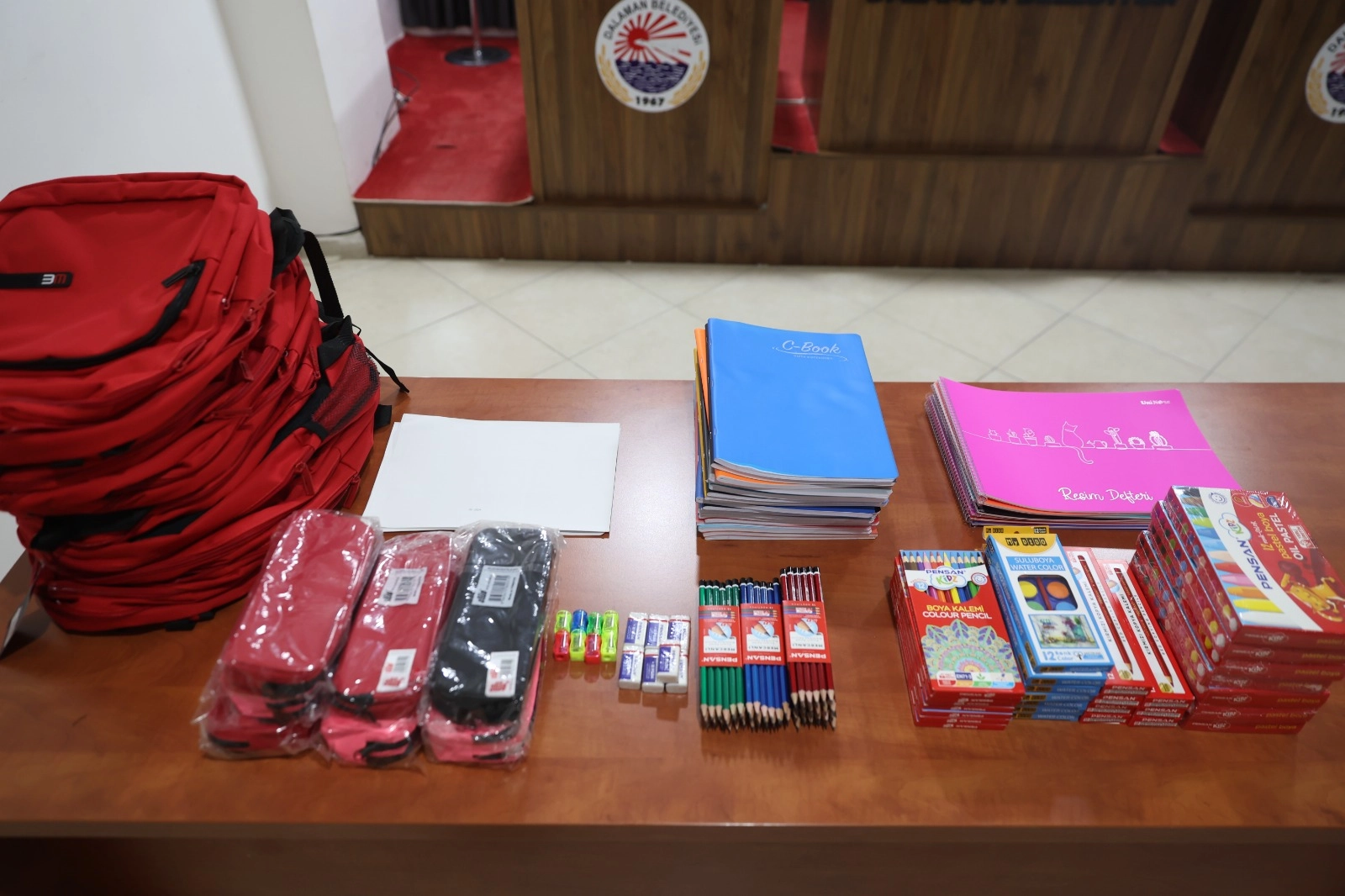 Muğla Dalaman'da öğrencilere eğitim desteği