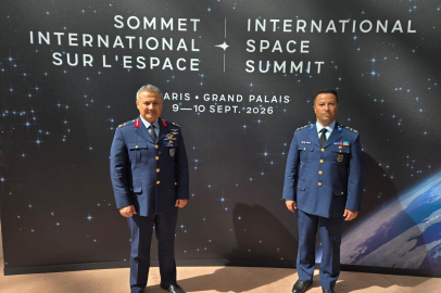 Alper Gezeravcı Paris’te Uluslararası Uzay Zirvesi’nde Türkiye’yi temsil etti