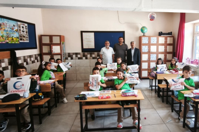 Cansuyu Derneği’nden Konya’da 2 bin 100 öğrenciye kırtasiye desteği