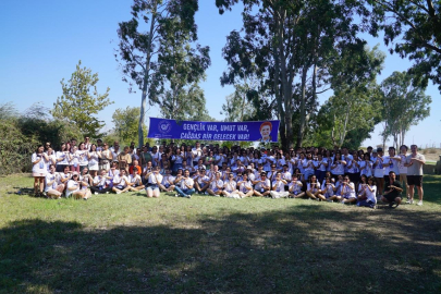 Çağdaş Gençlik'ten Manavgat'ta kamp