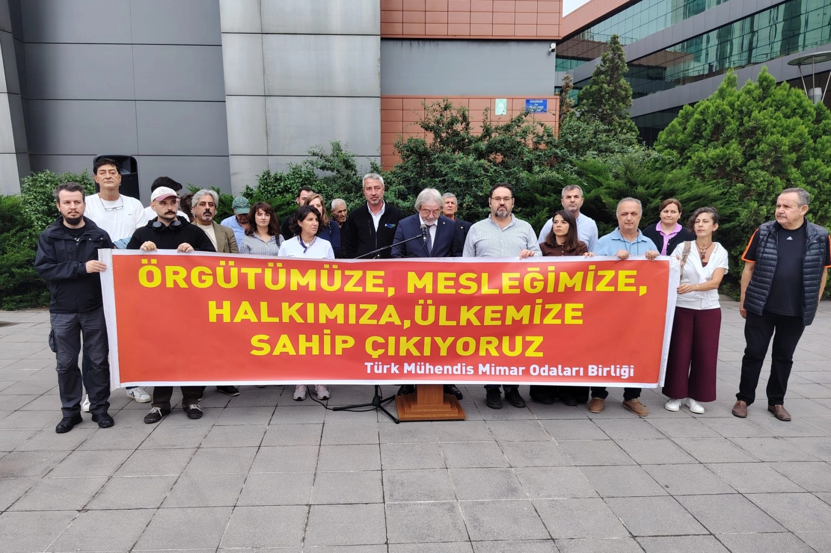 TMMOB Bursa'dan 19 Eylül açıklaması: Mesleklerimiz kamusal hizmettir