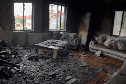 Yangında eşyaları kül olan aileye Sevgi Eli sahip çıktı