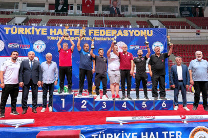 Konya Karataylı haltercilerden çifte başarı