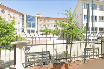 Manisa'da liseye silahlı saldırı!