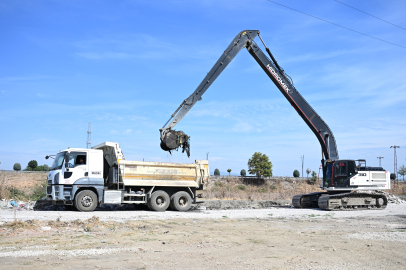 Manisa’da MASKİ'den 250 kilometrelik dere temizliği