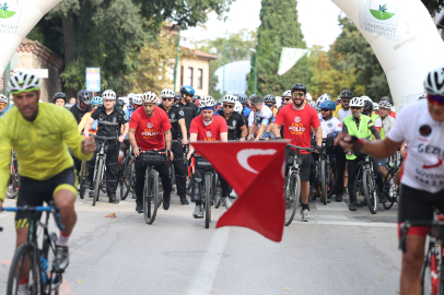Bursa'da Tophane'den Mudanya'ya farkındalığa pedal çevrildi
