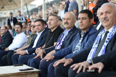 Başkan Büyükgöz Gebzespor maçında