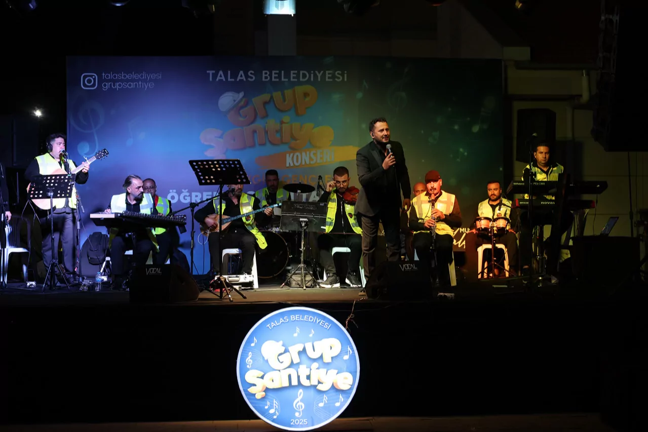 Kayseri Talas'ta Grup Şantiye rüzgarı tam gaz