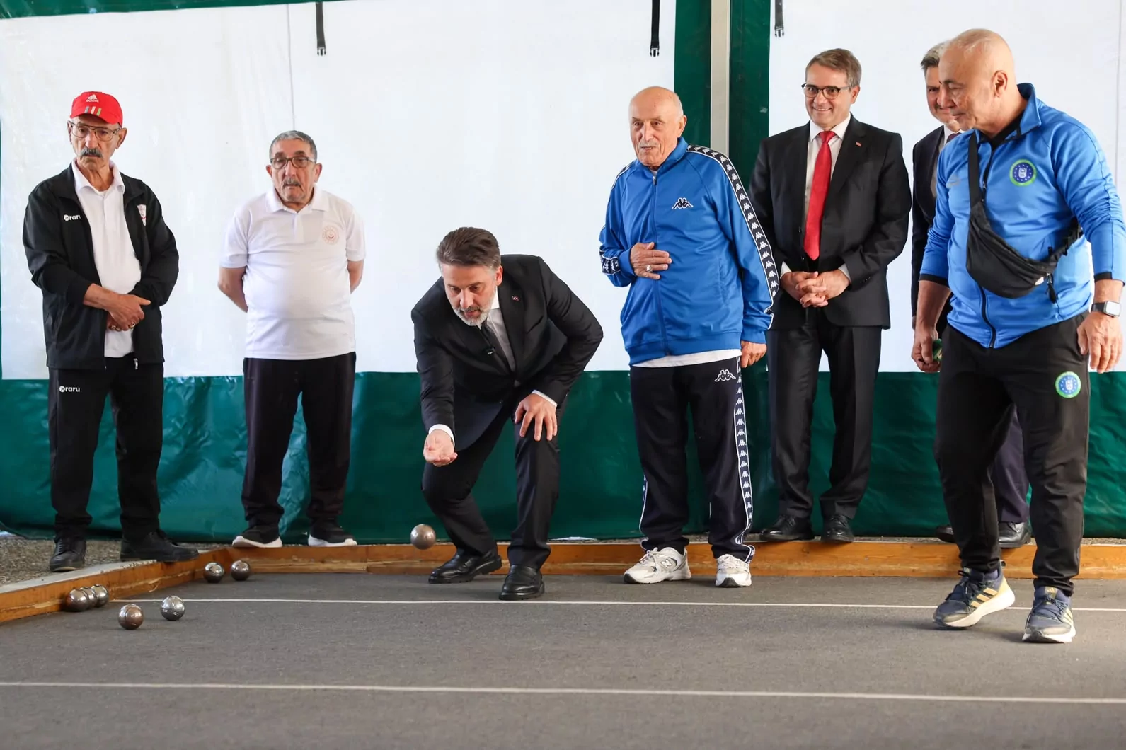 Bursa'da Başkan Vekili Biba huzurevi sakinleriyle buluştu