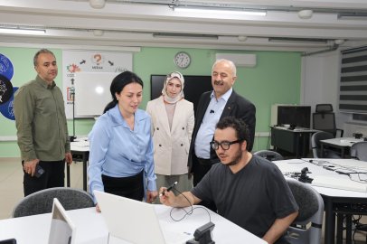 Gebze’de Oytun Erbaş’la bilim ve gençlik buluşması