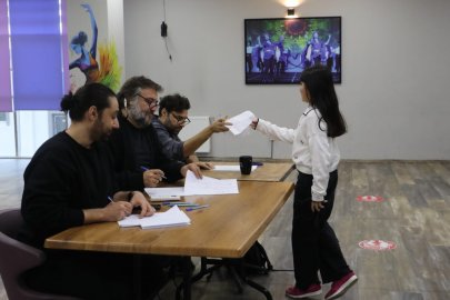 İzmit Belediyesi Sanat Akademisi'nde tiyatro seçmeleri tamamlandı