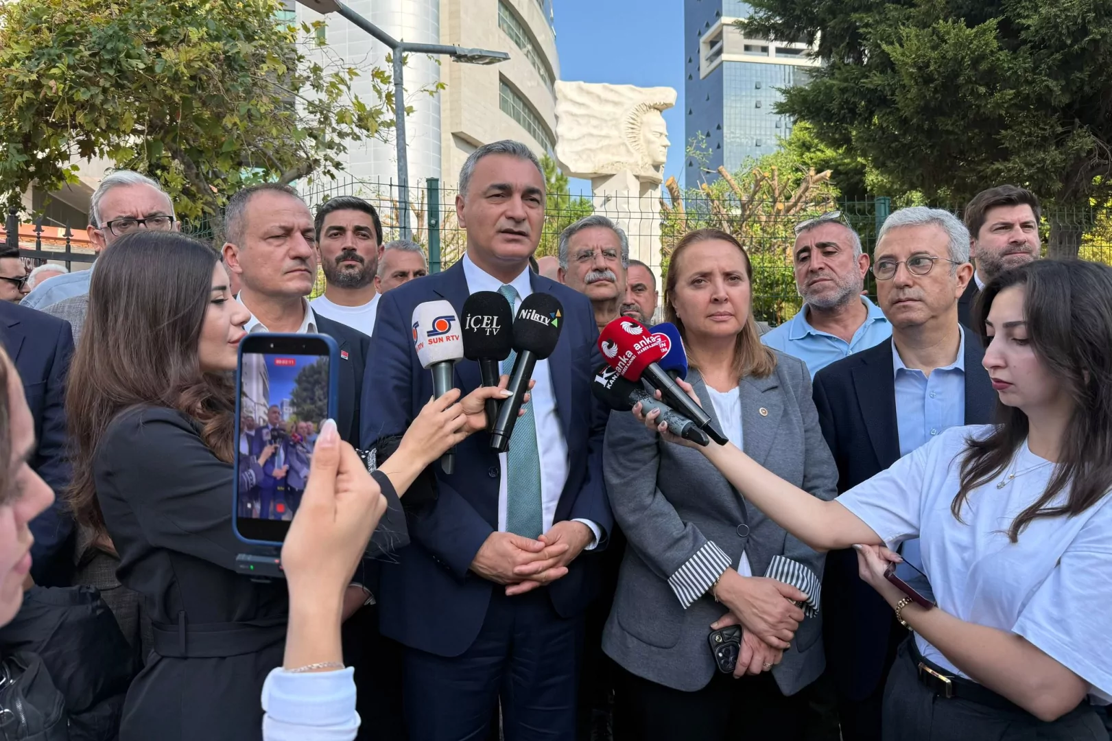 CHP’den Vahap Seçer için çağrı: Tutuksuz yargılama ilkesi gözetilmeli